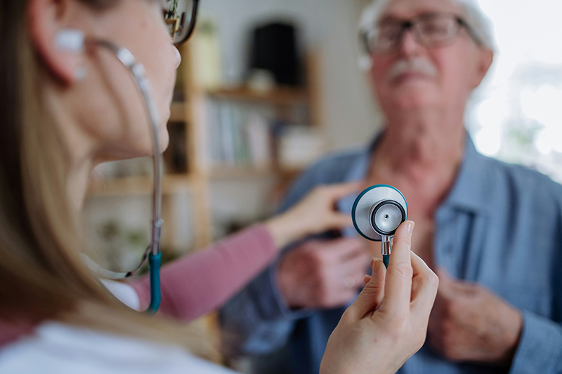 Geriatric care in Tulsa - doctor examining senior citizen